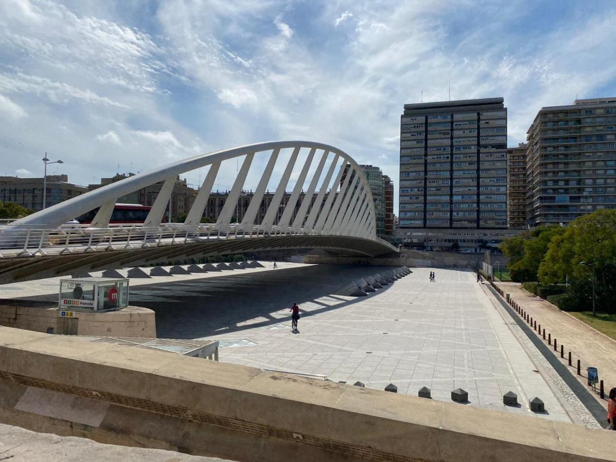 Valencia Suits You Centro Historico, Establecimiento Automatizado-Fast Auto Check In&Out, Solo Para Adultos-Adults Only 外观 照片