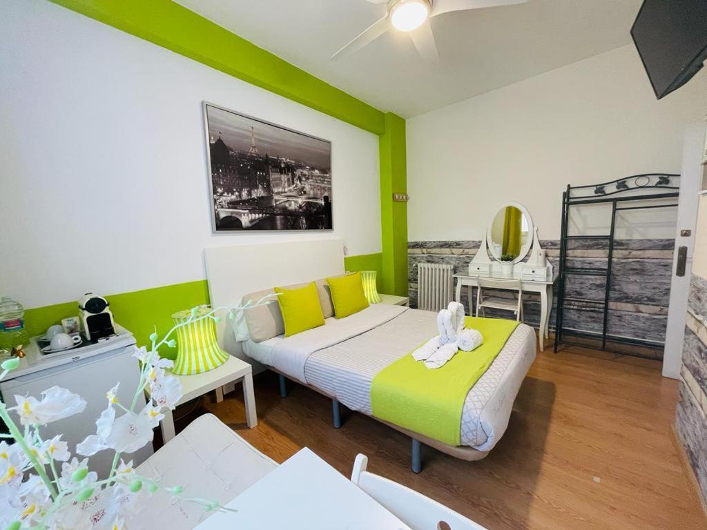 Valencia Suits You Centro Historico, Establecimiento Automatizado-Fast Auto Check In&Out, Solo Para Adultos-Adults Only 外观 照片