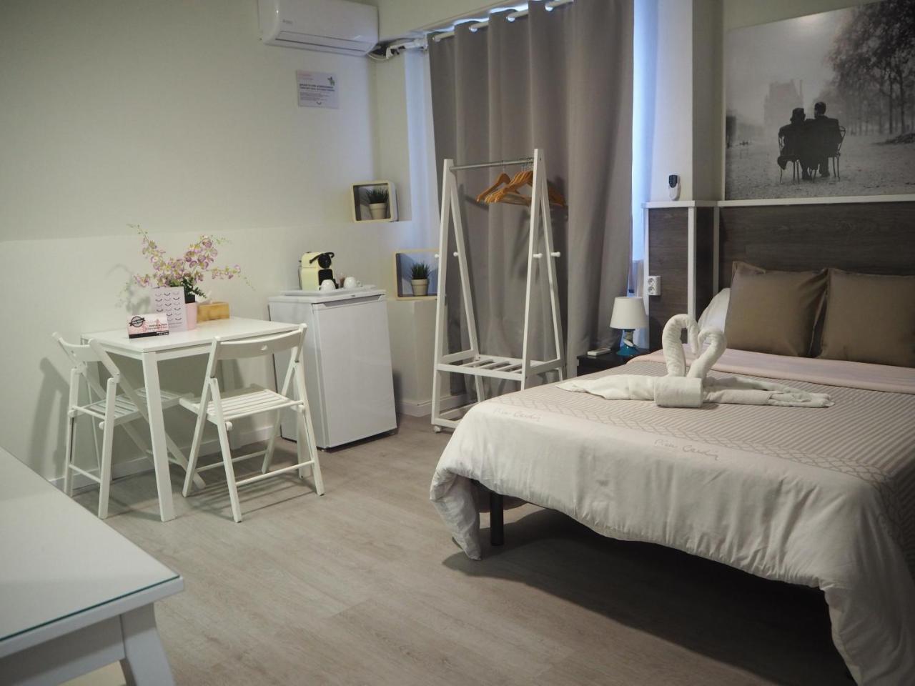 Valencia Suits You Centro Historico, Establecimiento Automatizado-Fast Auto Check In&Out, Solo Para Adultos-Adults Only 外观 照片
