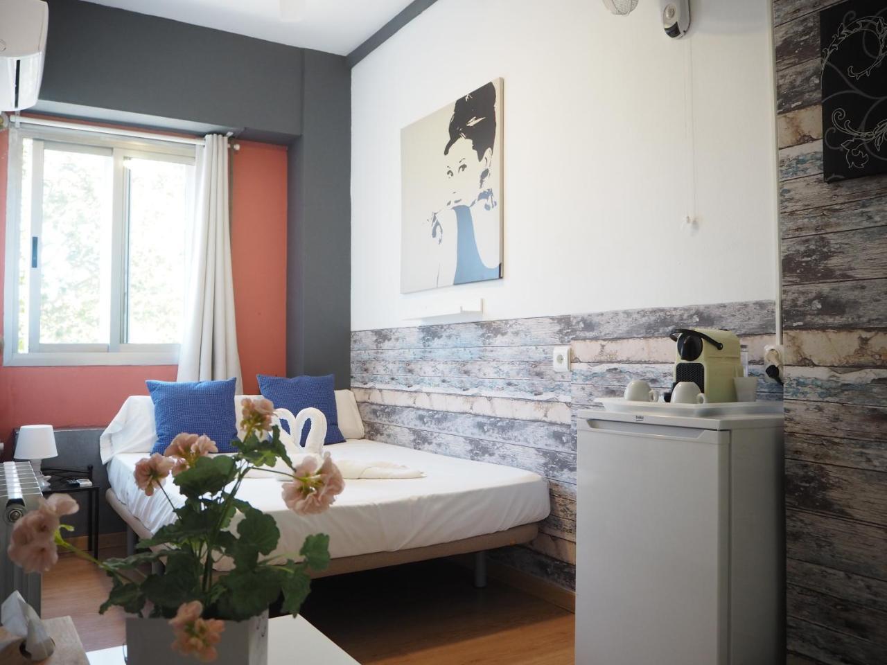Valencia Suits You Centro Historico, Establecimiento Automatizado-Fast Auto Check In&Out, Solo Para Adultos-Adults Only 外观 照片